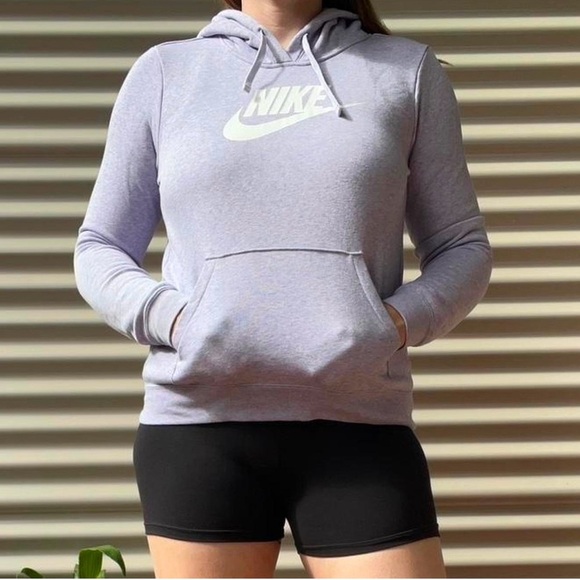 Nike Tops - Women’s Nikes, lavender sweatshirt, size medium.